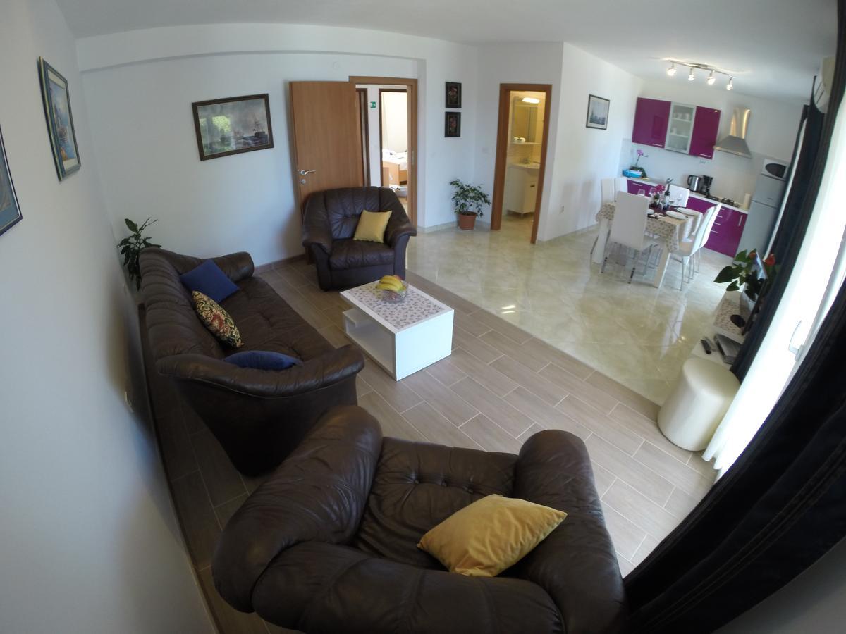 Apartment A. Zizic Slatine Exterior foto